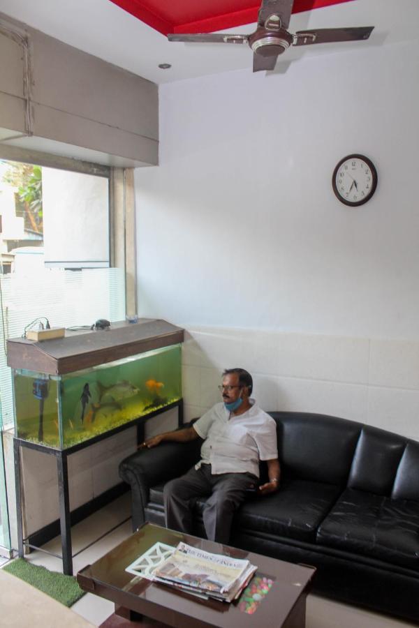 Hotel Skylight Navi Mumbai Bagian luar foto